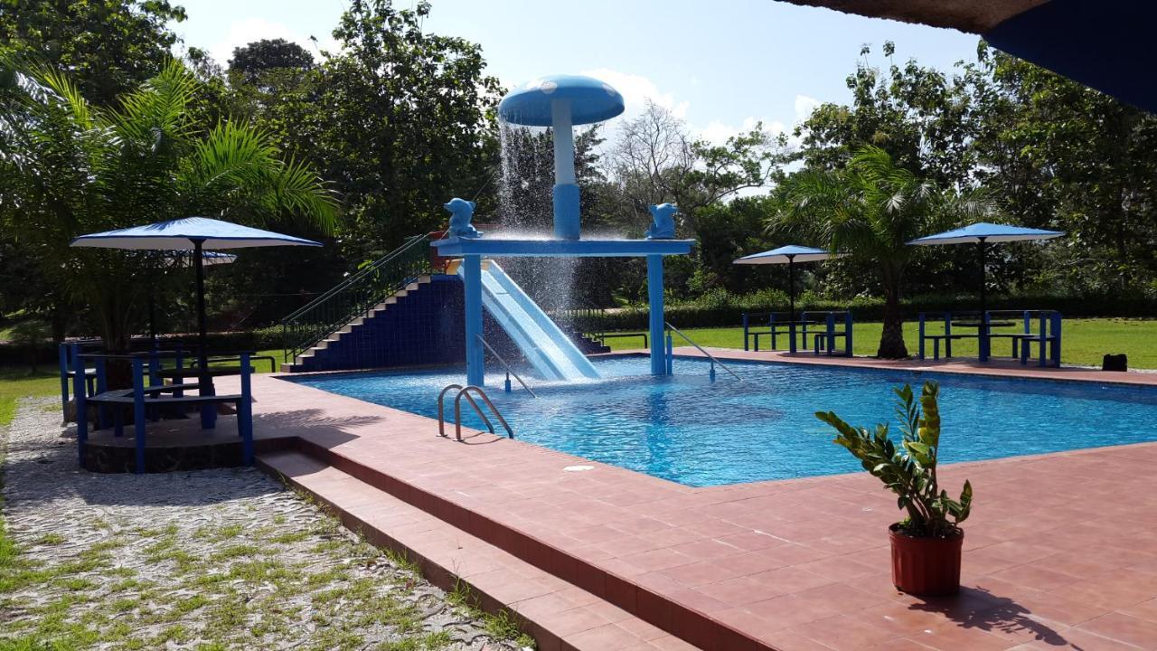 Hacienda Alajuela Hotel Colon Exterior photo